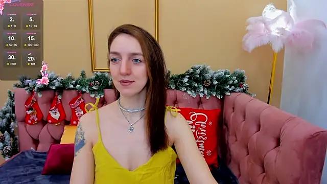 Laura__Ross from StripChat is Freechat