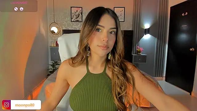 Luna__Ponce from StripChat is Freechat