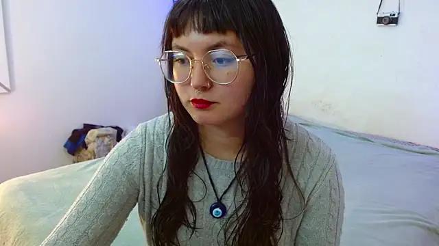 Mily_baker from StripChat is Freechat