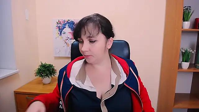 miranda_sun_ from StripChat is Freechat