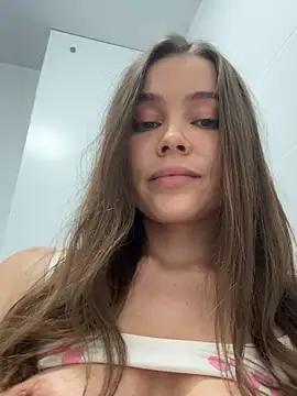 nicole111 from StripChat is Freechat