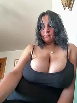 paulinaDiaz1 from StripChat is Freechat