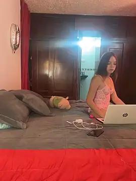 Valenr_and_Thomas from StripChat is Freechat