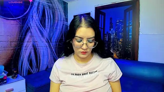 Violetaa_diazz from StripChat is Freechat