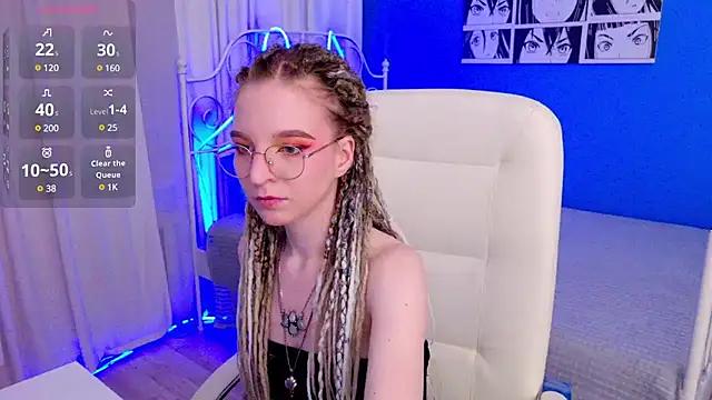 VioletShine from StripChat is Freechat