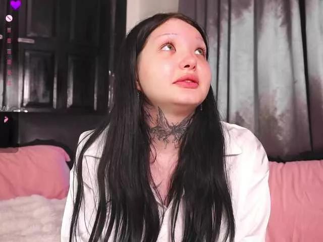 Freechat Leinbone on BongaCams