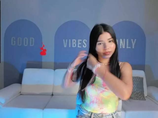 Offline VictoriaLeia on BongaCams