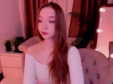 Freechat _violet_mills_ on Chaturbate