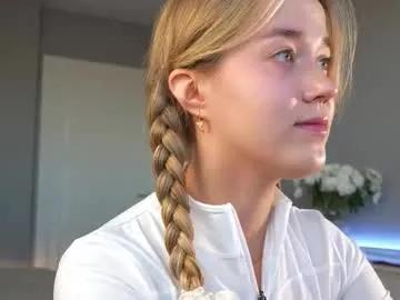 Freechat aluntick on Chaturbate