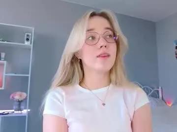 Freechat aluntick on Chaturbate