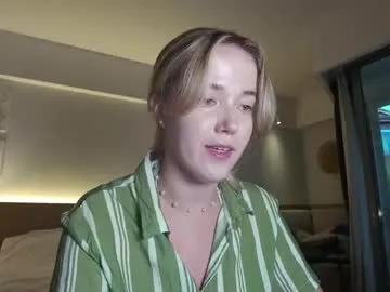 Freechat aluntick on Chaturbate