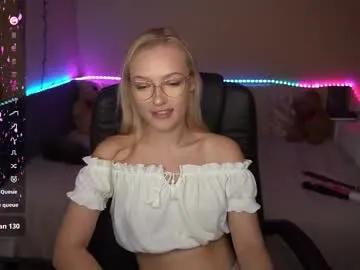 Freechat amandaafire on Chaturbate