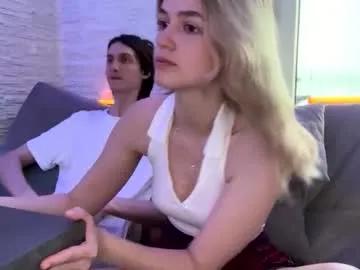 Freechat amandatalk on Chaturbate