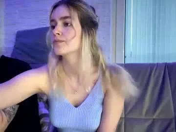 Freechat amandatalk on Chaturbate