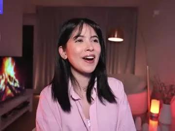 Freechat anniehillofficial_ on Chaturbate