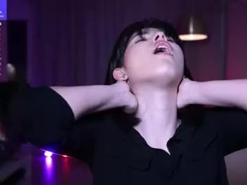 Freechat anniehillofficial_ on Chaturbate