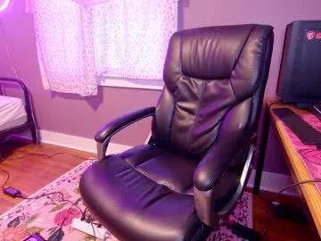 Freechat aynmarie on Chaturbate