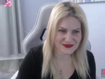 bellastar84 on Chaturbate