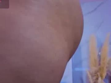 Freechat chlooee_ on Chaturbate