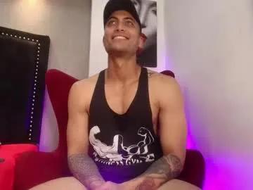 clay_brown — masturbation low #muscle #new #latino #bigcock #feets [62 tokens remaining]