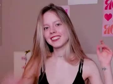 denaebeste — Hi ! I am beginner model here ! Let's just fun GOAL:Pinch my nipples #new #shy #skinny #18 [260 tokens remaining]
