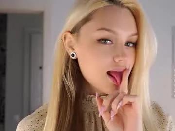 Freechat emmiemurray on Chaturbate