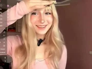 evaqt — Hi! im Eva and im #new here! GOALoil my titsLove pattern 222tk #18 #skinny #shy #lovense [432 tokens remaining]