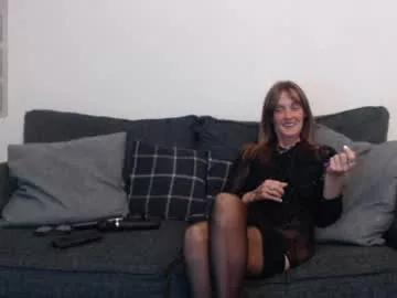 Freechat hot_summerxxx on Chaturbate