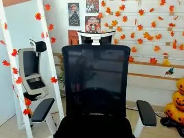 Away kim_go on Chaturbate