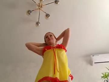 Freechat ladybigsmile on Chaturbate