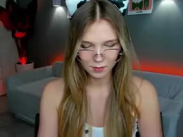 lina_korvin — Put on stockings  [30 tokens remaining]