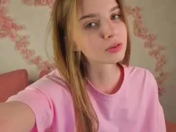 lina_reeds — show ass [87 tokens left] #nonude #skinny #shy #18 #braces