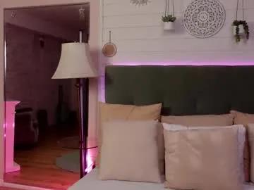 Freechat linareese on Chaturbate