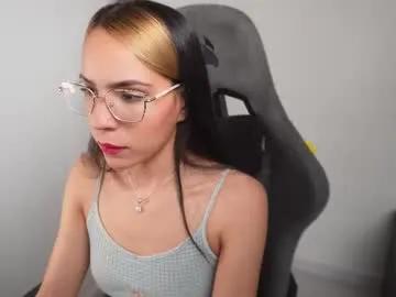 little_eli — Lovense Domi on - - Multi Goal: Squirt Show  Let's have fun"Look at my tip menu!   120-222-333-444 Pvt Open [2487 tokens left] #latina #bigpussylips #squirt #feet #smalltits