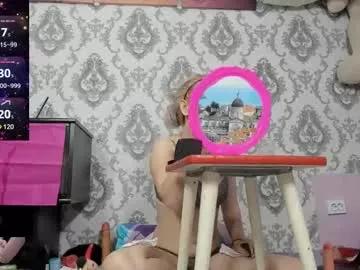 Freechat little_letti on Chaturbate