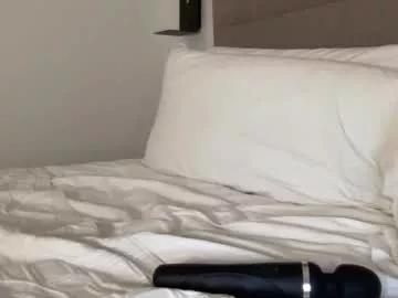 Private mariareev on Chaturbate