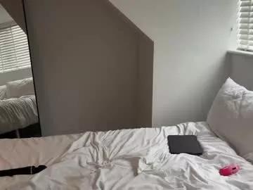 Private mariareev on Chaturbate