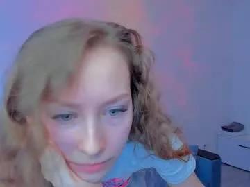 Freechat marilinal on Chaturbate