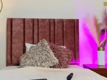 Freechat miahertz on Chaturbate