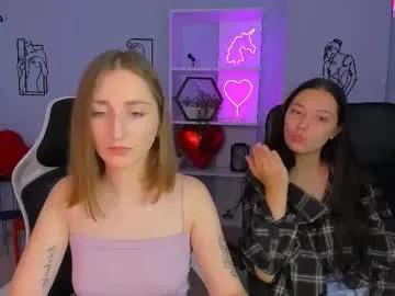 miki_nikki on Chaturbate 