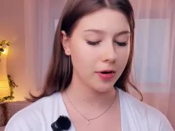 Freechat minditrelles on Chaturbate