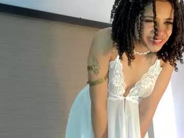 Away naomidawsonn on Chaturbate