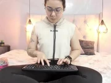 Freechat nezukokamado1_ on Chaturbate