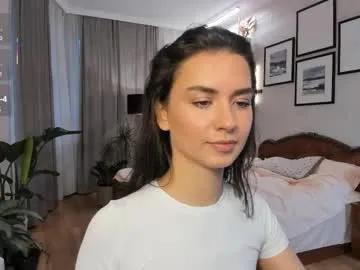 nicoleluuv on Chaturbate