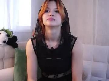 Freechat pebee on Chaturbate