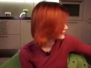 Freechat pebee on Chaturbate