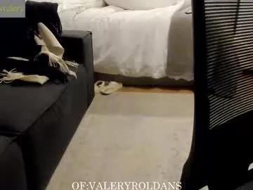 roldansvalery — Love, make me happy tuesday :) #lovense #bigboobs #tease #curvy #latina Goal #5/5   40:16 Left