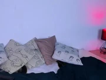 selina_dh — Oil show boobs [94 tokens left] #new #young #natural #feet #curvy