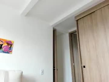 Freechat valerie777moonrise on Chaturbate