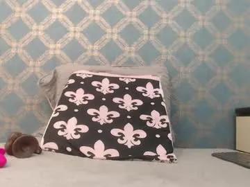 Freechat violeta_cute18 on Chaturbate